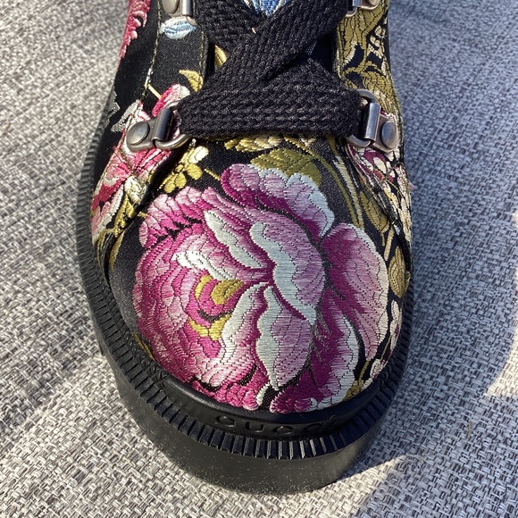 Gucci floral boot - Picture 2 of 16